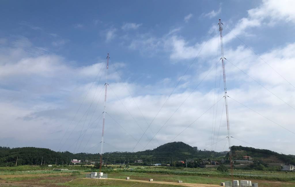 synthetic cable guys antenna supports